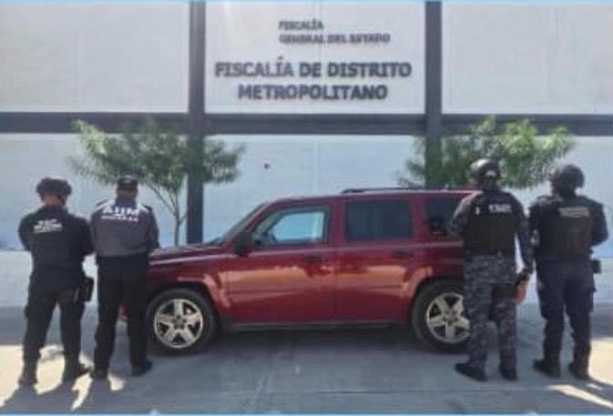 SSP y FGE aseguran vehículo en Tuxtla Gutiérrez