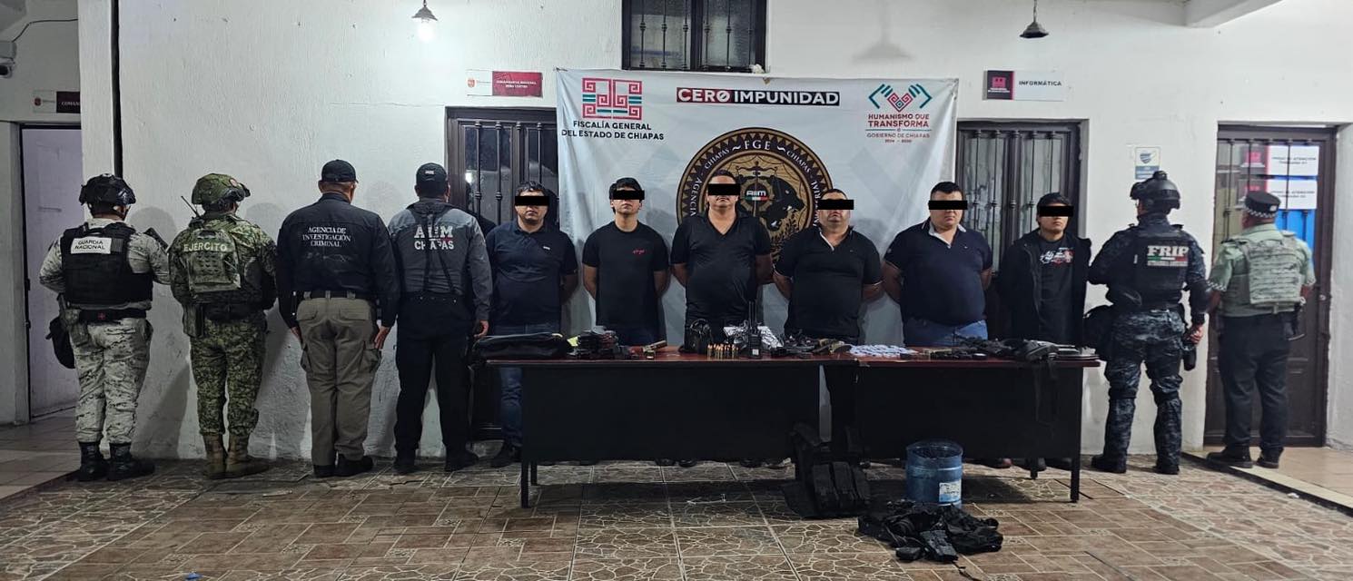 Detiene SSP en flagrancia a seis personas con armas y presunta droga en Chiapa de Corzo