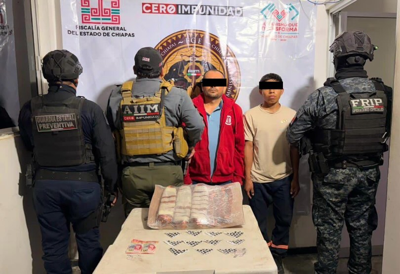 Detiene SSP a dos personas por posesión de narcóticos en Ocozocoautla de Espinosa