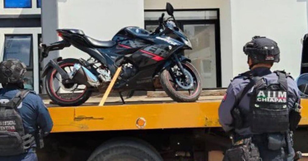 SSP asegura motocicleta con reporte de robo en Villaflores
