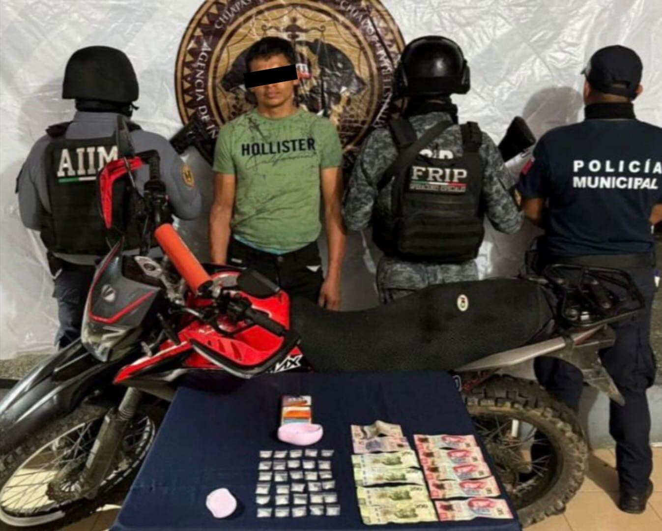 Detienen a presunto narcomenudista en Huixtla