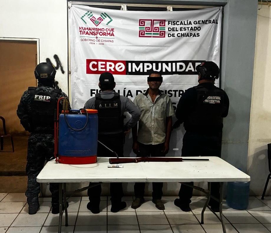 FRIP y FGE detienen a masculino por delitos de violación a la Ley Federal de Armas de Fuego y Explosivos 