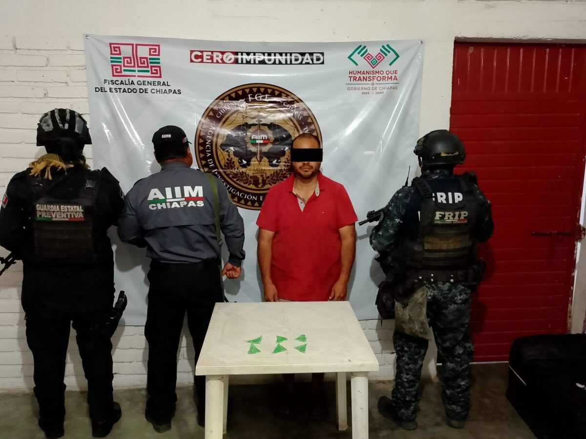 FRIP y FGE detienen a masculino por delitos de violación a la Ley Federal de Armas de Fuego y Explosivos