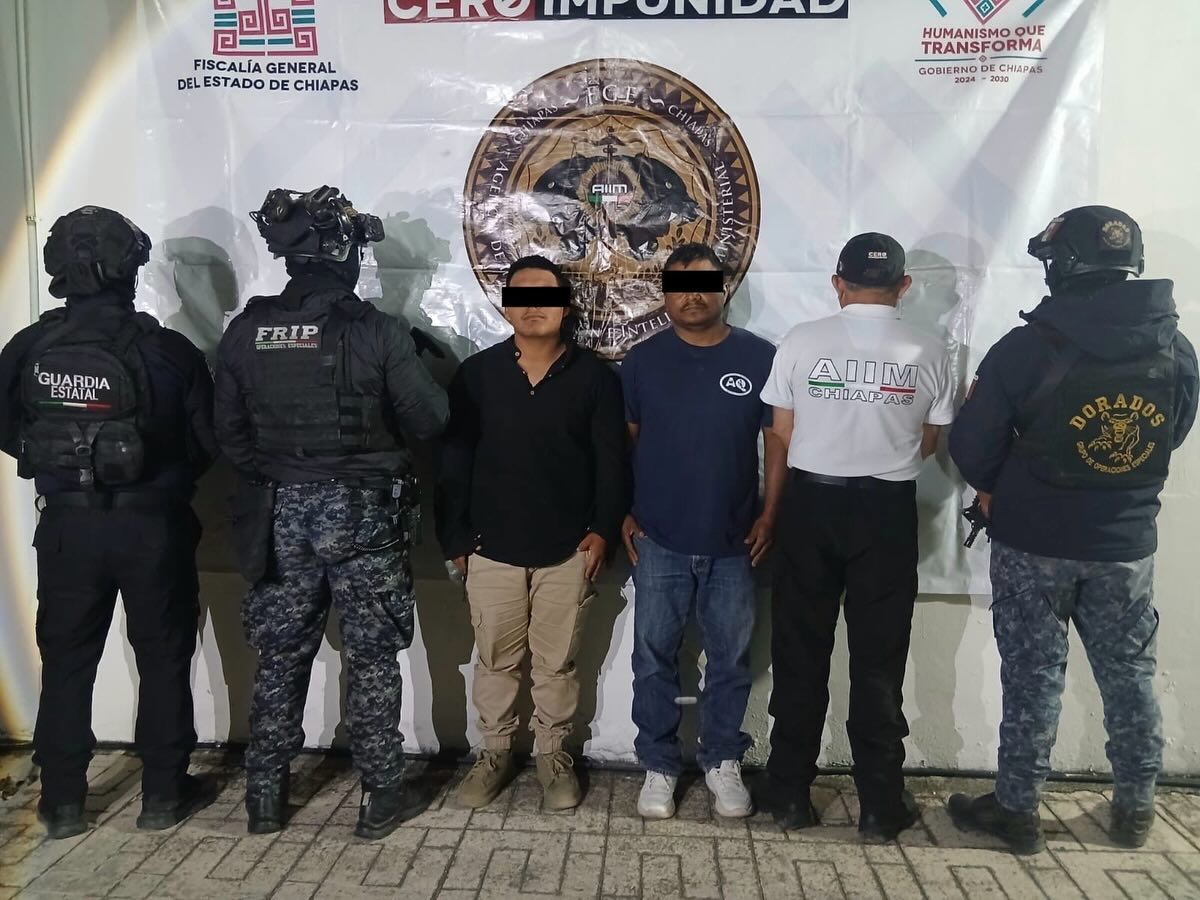 En reacción inmediata, SSP y FGE recupera vehículo robado y detiene a dos masculinos en La Independencia