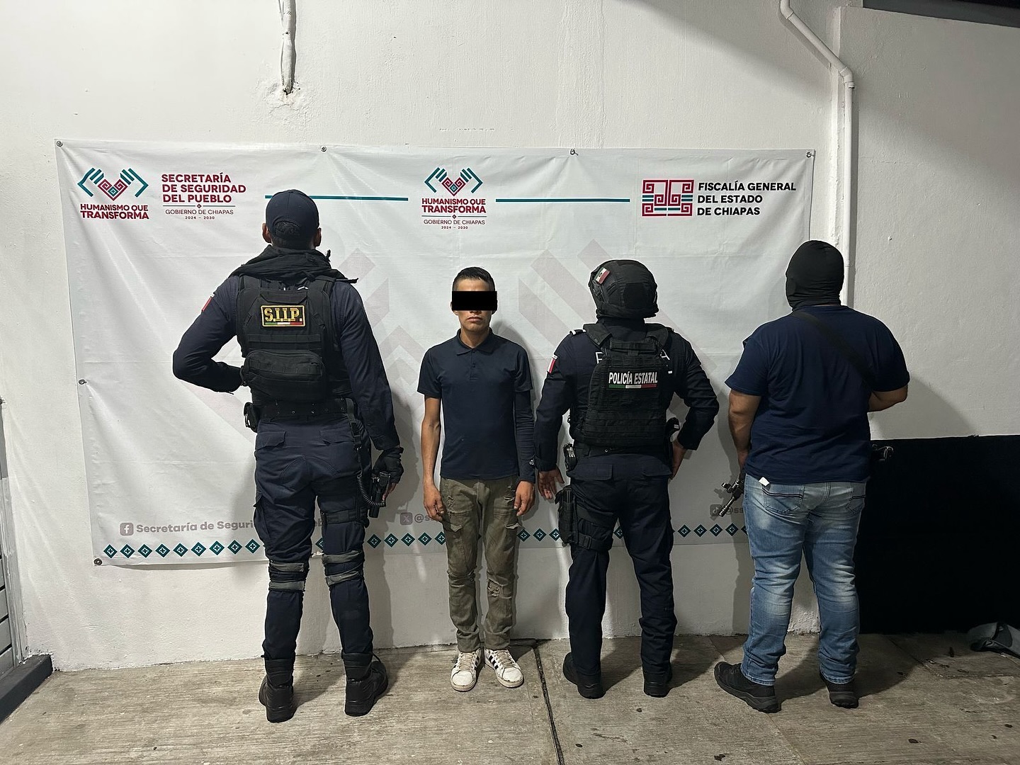 En operativo interinstitucional detienen a una persona por presunto robo a comercio en Tapachula.