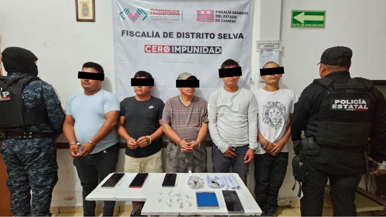 SSP y FGE detienen a ocho personas con narcóticos en Chiapas.