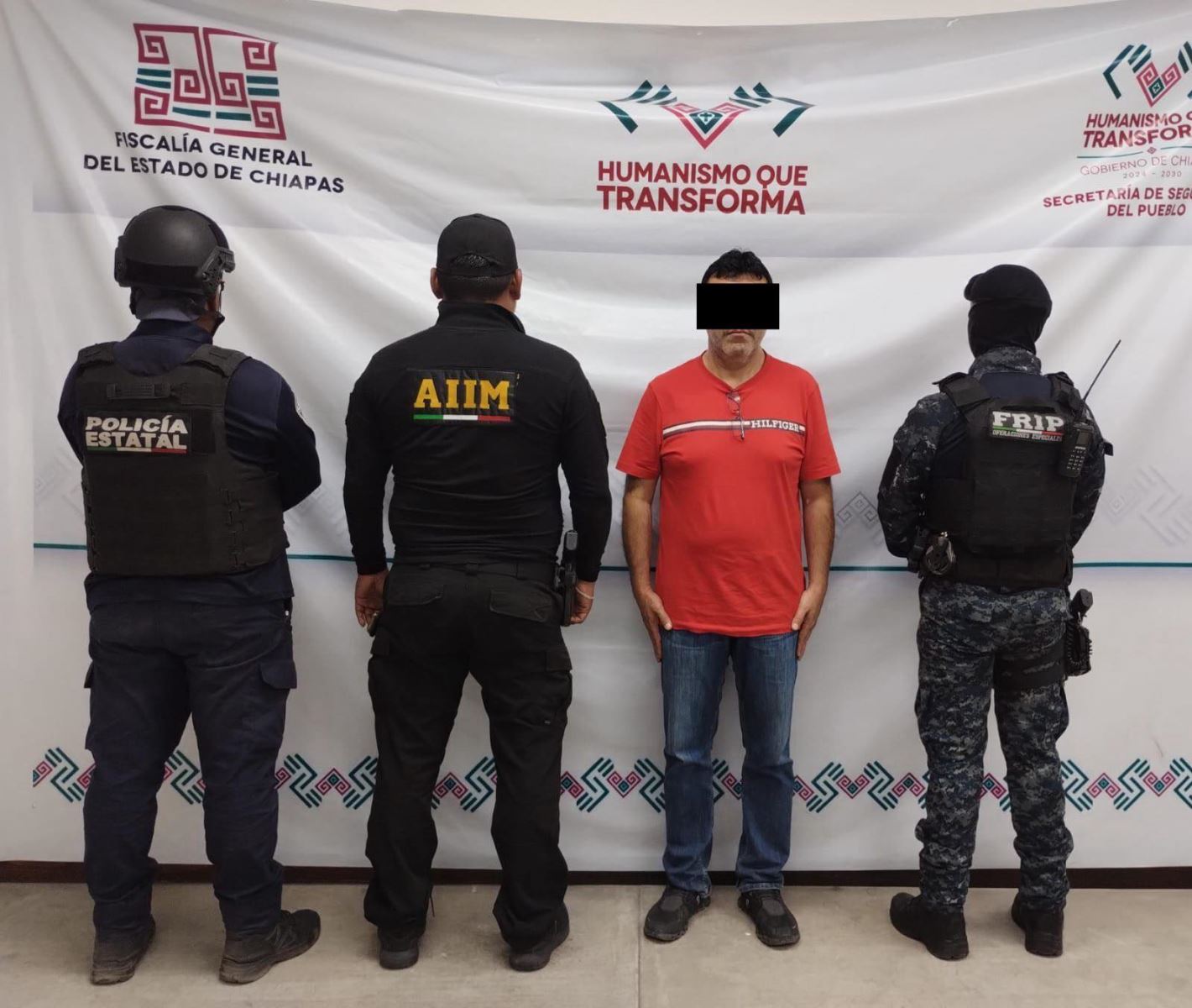 SSP y FGE detienen a una persona con vehículo robado en Tuxtla Gutiérrez.