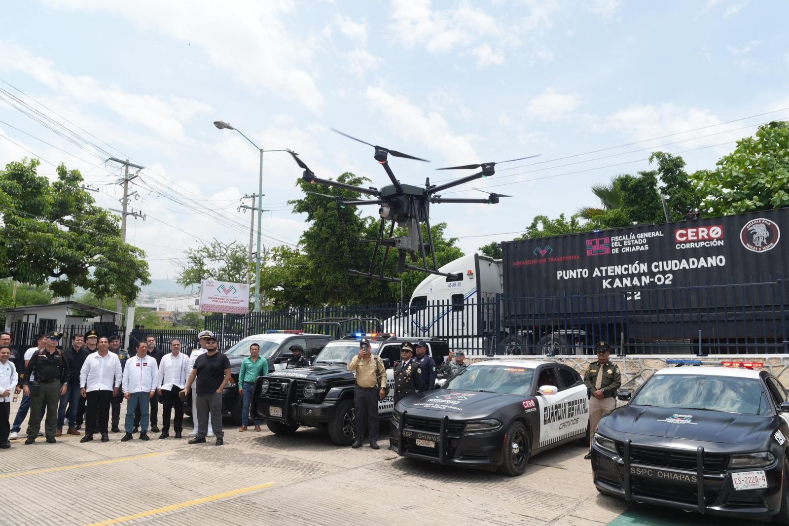 Chiapas avanza con fortaleza hacia una Nueva ERA de seguridad y excelencia académica”.