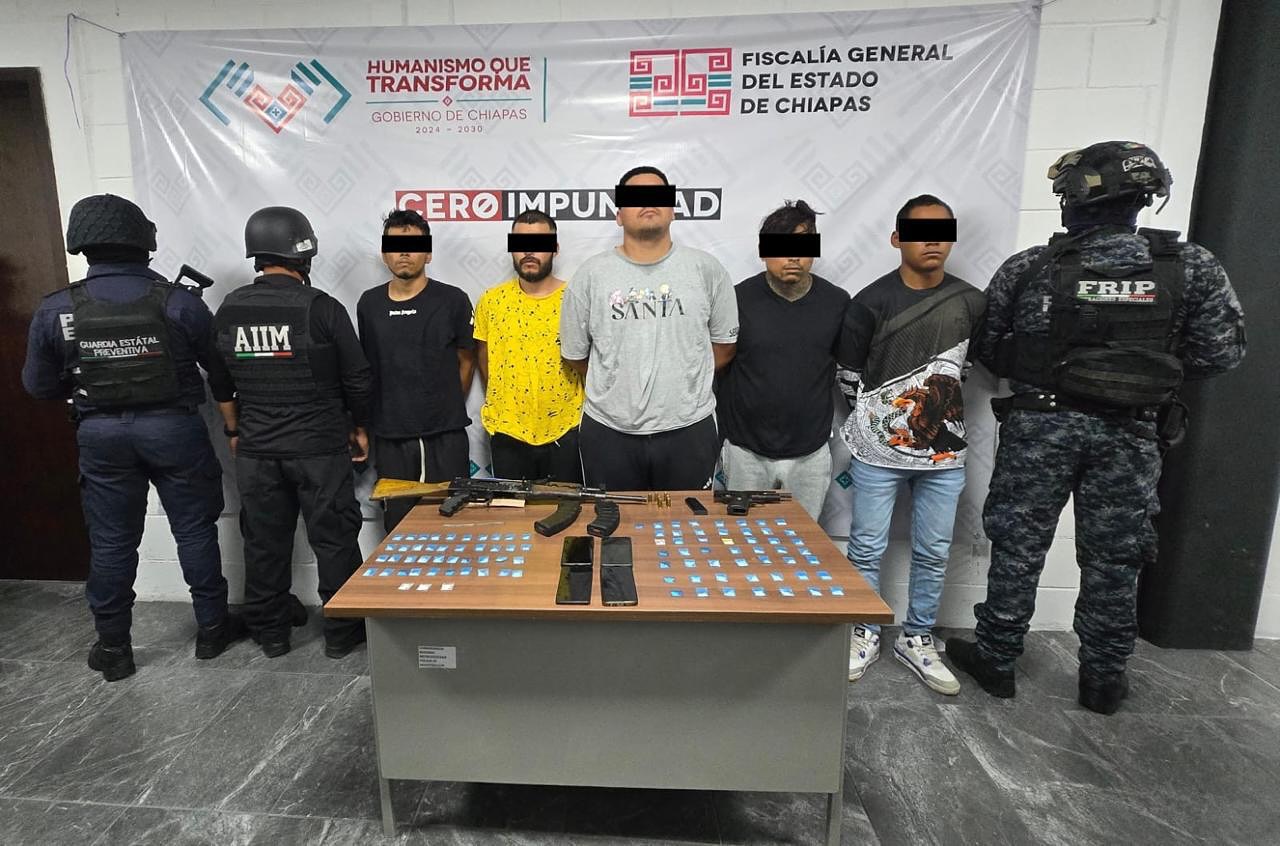 SSP y FGE detienen a cinco personas por la presunta comisión de hechos delictivos en Tuxtla Gutiérrez.