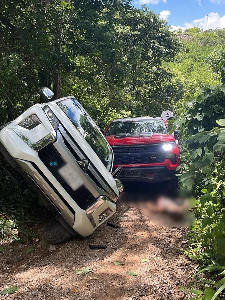 En operativo de seguridad neutralizan a dos delincuentes y aseguran armas y vehículos en Chiapas.
