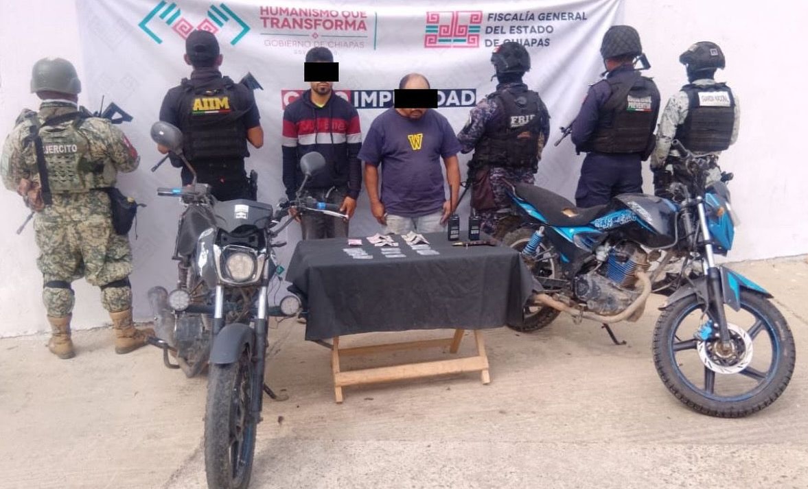 En operativo interinstitucional detienen a dos personas con presuntos narcóticos y arma de fuego en Villaflores.