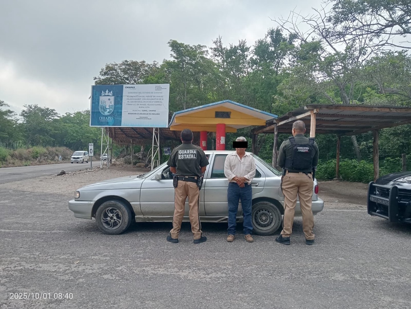 En operativo de seguridad detienen a masculino con vehículo con reporte de robo en Comitán de Domínguez
