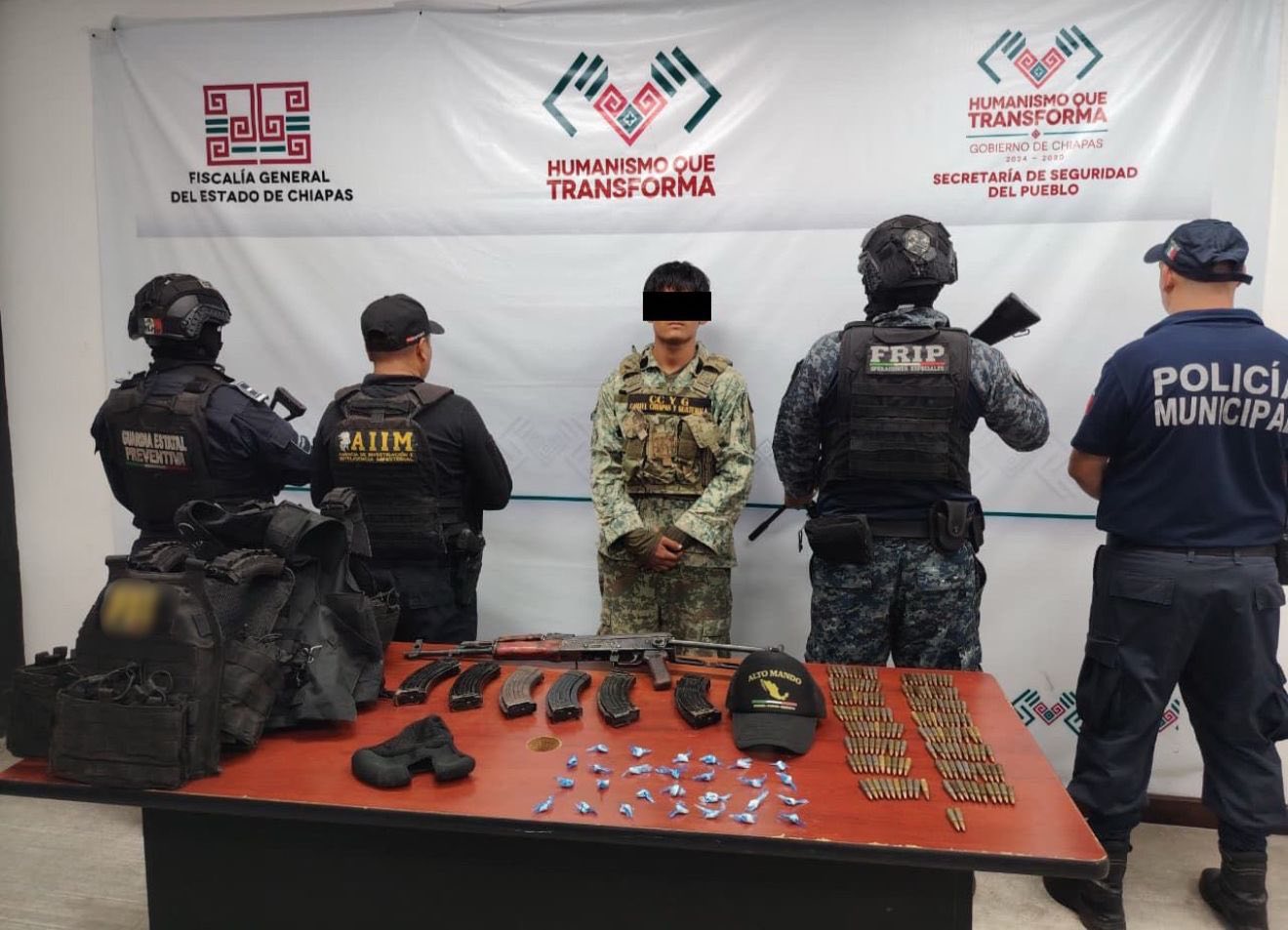 En operativo interinstitucional, detienen a masculino con arma de fuego en Ocozocoautla de Espinosa 