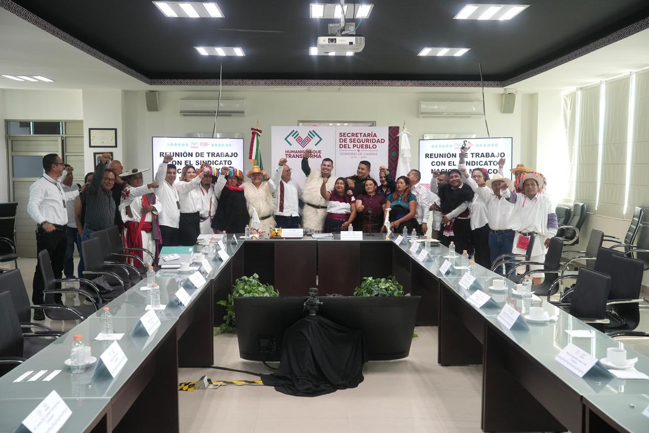 “Estamos para ayudar a todas y todos”: Óscar Alberto Aparicio Avendaño