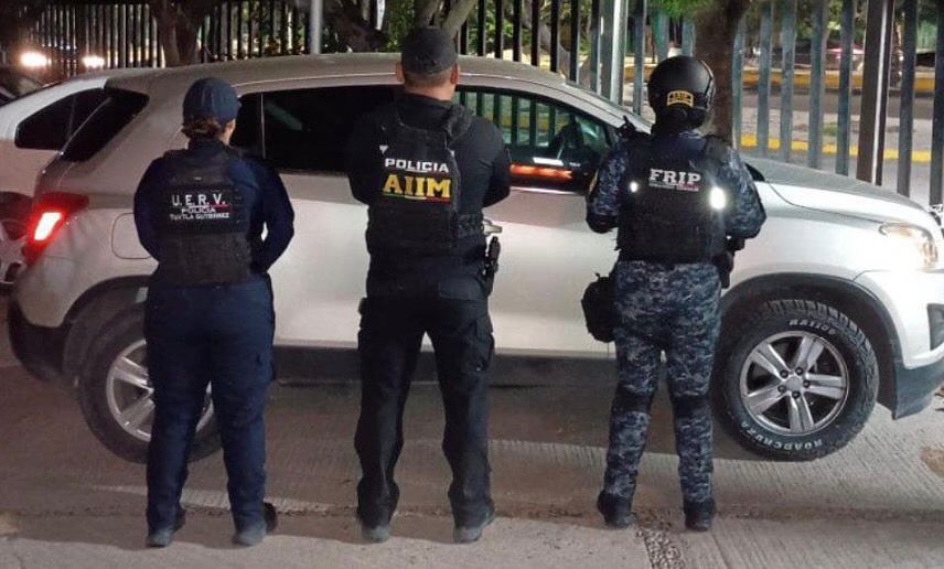 SSP y FGE localizan vehículo con reporte de robo en el estado de Tabasco