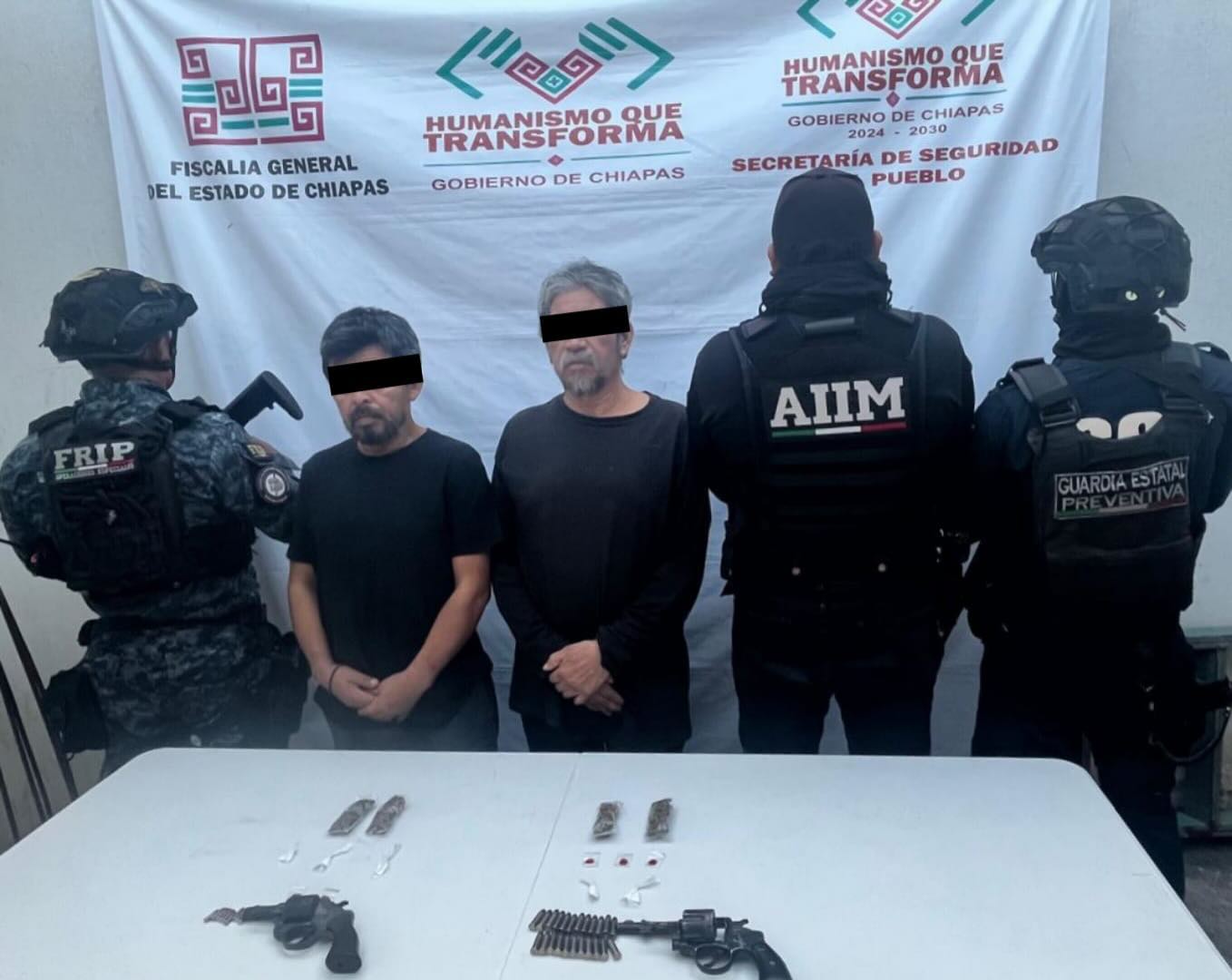 En operativo de seguridad detienen a dos masculinos con armas de fuego y presuntos narcóticos en Amatenango 