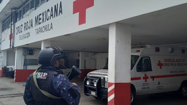 SSP brinda apoyo de traslado a menor de edad en estado crítico de salud, en Tapachula, Chiapas.