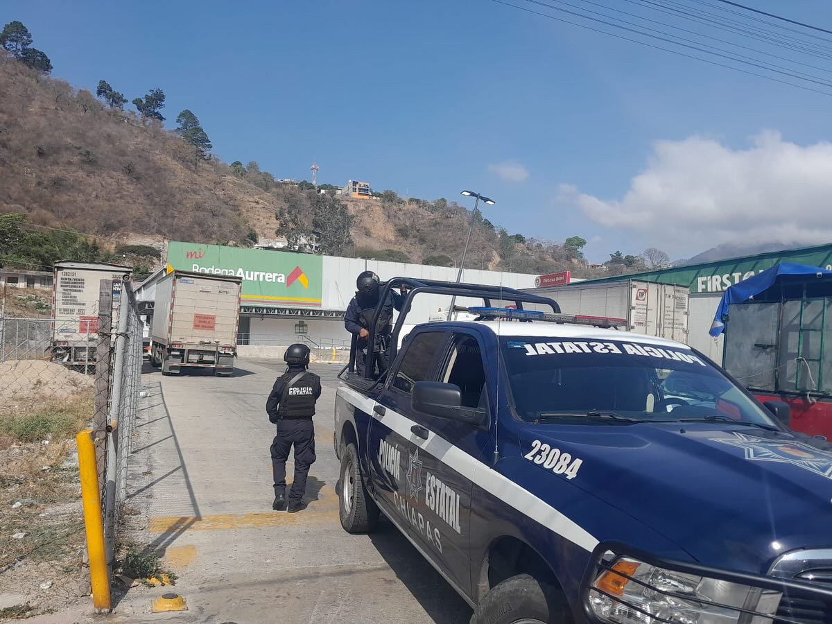 SSP garantiza seguridad para reapertura de tiendas en Frontera Comalapa y Motozintla.