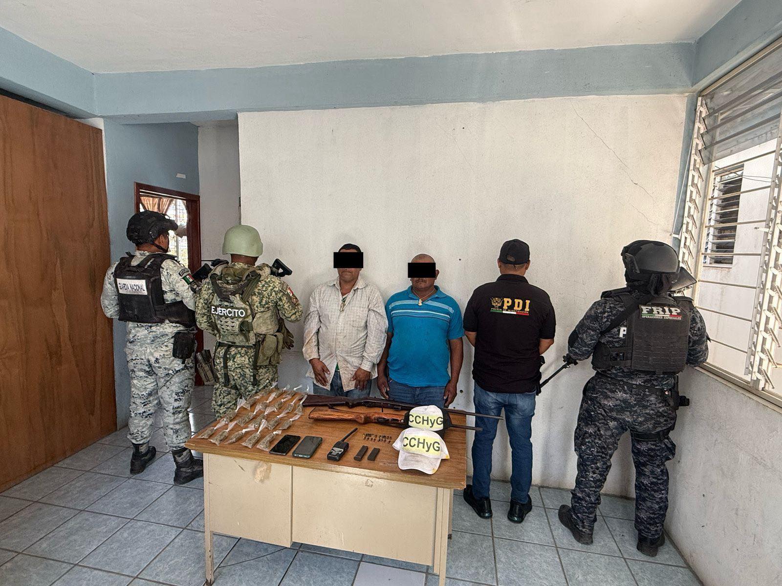 En operativo interinstitucional aseguran presuntos narcóticos y armas de fuego en Bella Vista.