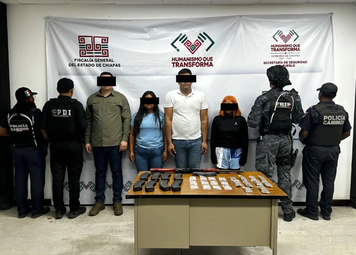 SSP y FGE detienen a cuatro personas con presuntas drogas y arma de alto calibre en Suchiapa