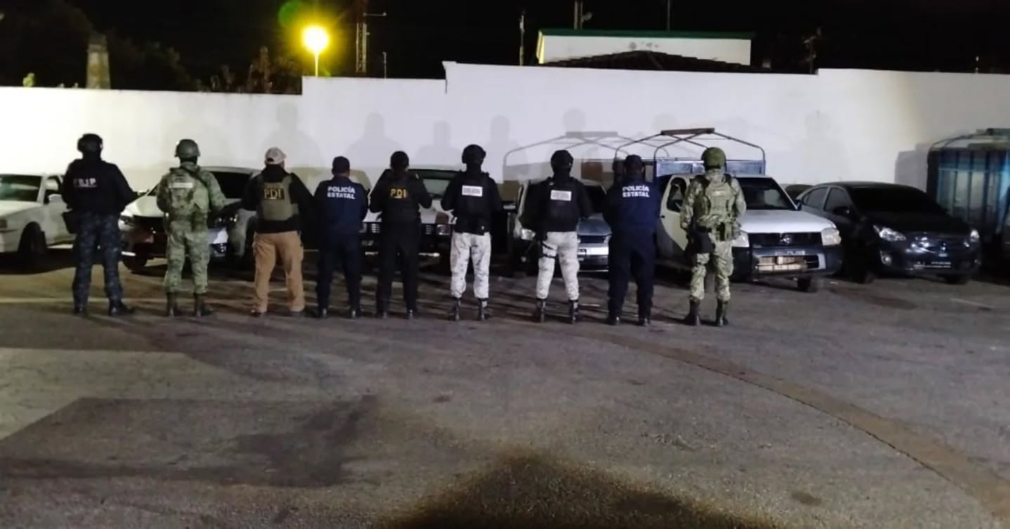 En operativo interinstitucional recuperan 8 vehículos abandonados en San Juan Cancuc
